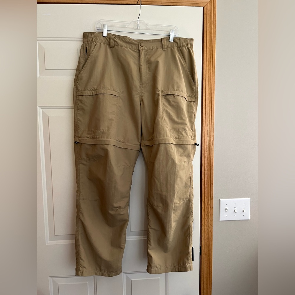 L.L. Bean convertible quick dry no fly zone khaki hiking pants. Size XL Tall